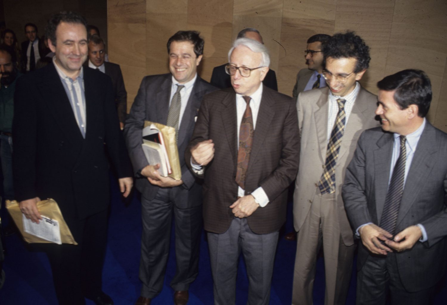 Santoro è uno dei più coraggiosi giornalisti della tv italiana e non è