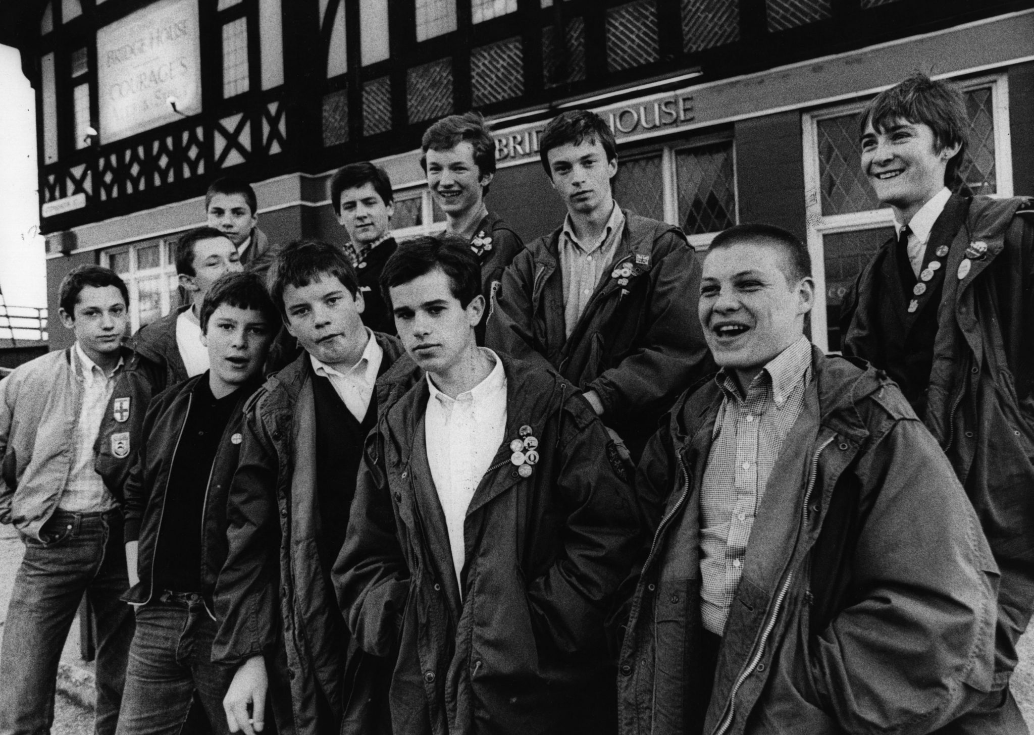 All the mods. Skinheads 1969. Скинхеды второй волны. Хард моды субкультура. Скинхед регги.