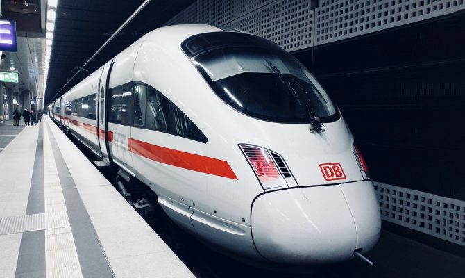 I treni sono il mezzo del futuro ma in Italia non lo abbiamo ancora capito